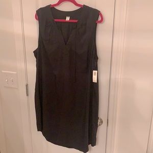 NWT Old Navy Black V-Neck Shift Dress size XL